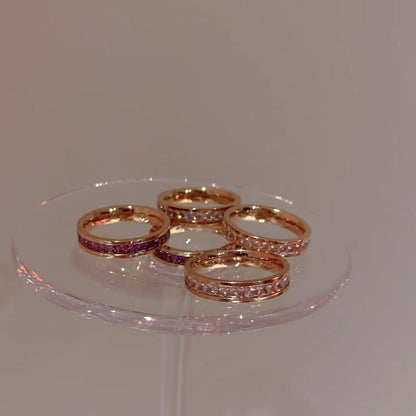 「カラフルスクエアダイヤモンド一周デザイン レディース薬指用チタンペアリング 日韓スタイル満天星冷淡風」