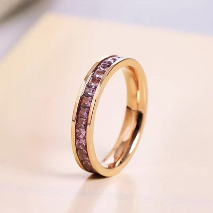 「カラフルスクエアダイヤモンド一周デザイン レディース薬指用チタンペアリング 日韓スタイル満天星冷淡風」