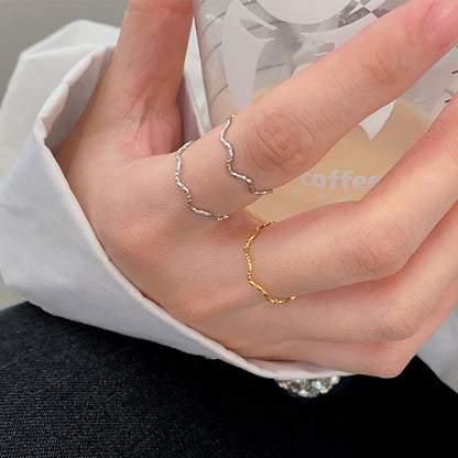 「チタンスチール 色落ちしない 波打ち模様 親友リング」